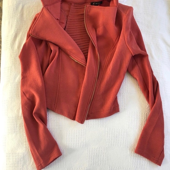 Pink Blazer / Jacket - Picture 7 of 8